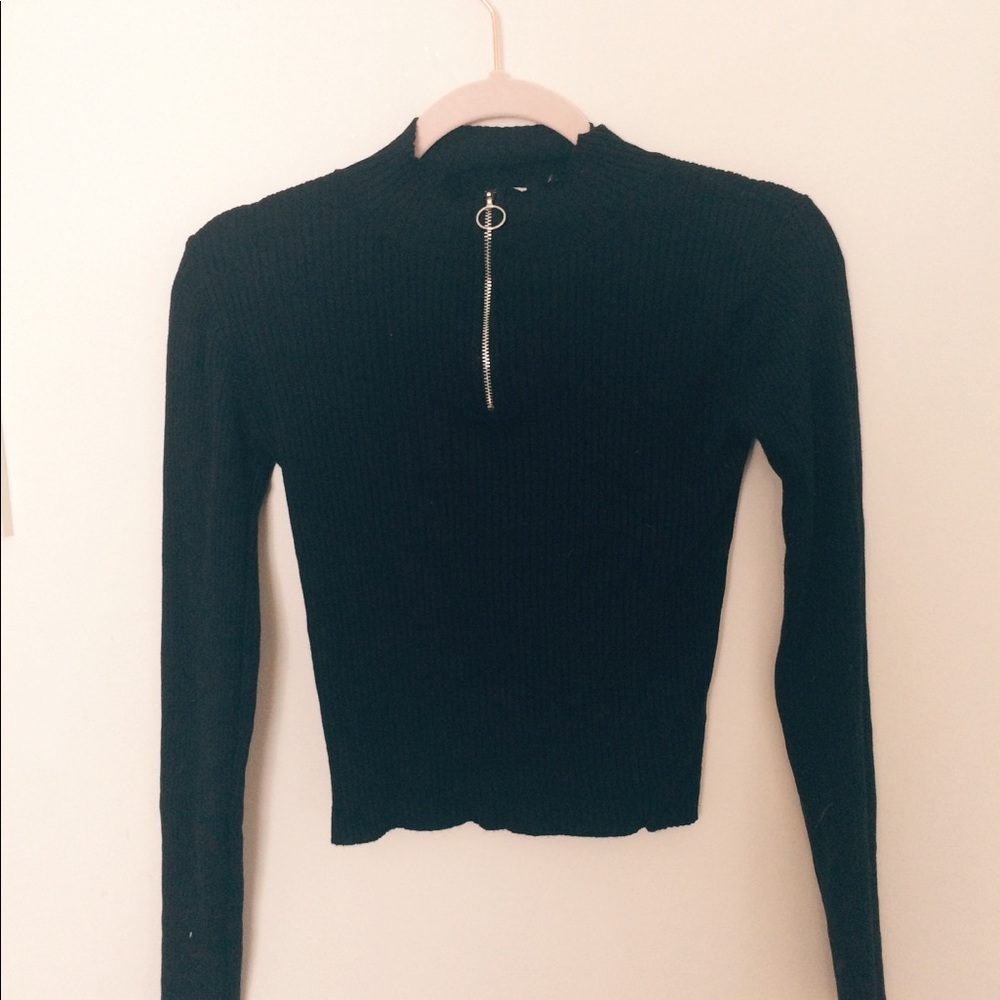 Sweater - Picture 3 of 3
